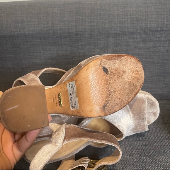 Schutz Thaise Pink Velvet Platforms - Picture 11 of 12